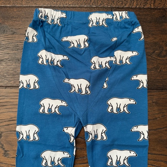 Whistle and Flute Blue Polar Bear Print Kids Pajama Set - Picture 7 of 8